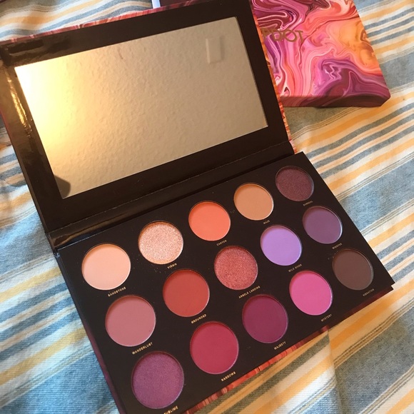 Other - HIPDOT eyeshadow palette
